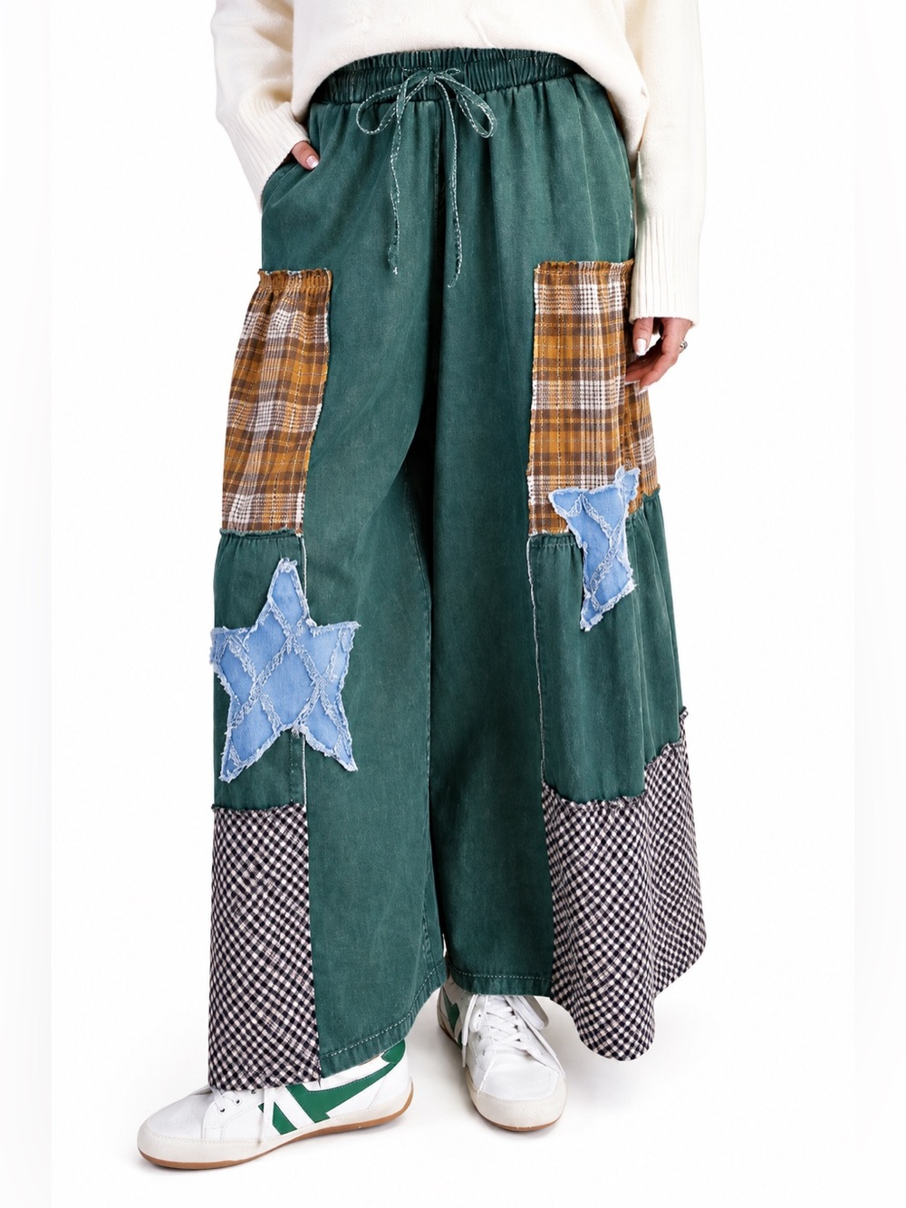 Easel Boho Patchwork Star Wide Leg Pants – Green